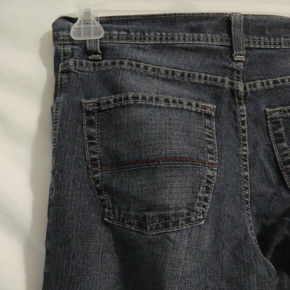 POINT ZERO JEANSWEAR | size 32 | Blue Denim Jeans | Made In Canada - Picture 10 of 16